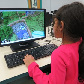 Minecraft: A primer for teachers Minecraft: A primer for teachers