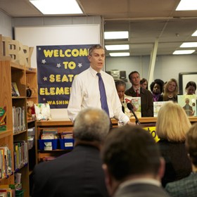 Secretary Duncan unveils Obama' 's ESEA reauthorization priorities Secretary Duncan unveils Obama' 's ESEA reauthorization priorities