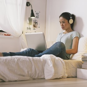Overwhelmed by online learning? We' 've got answers! Overwhelmed by online learning? We' 've got answers!